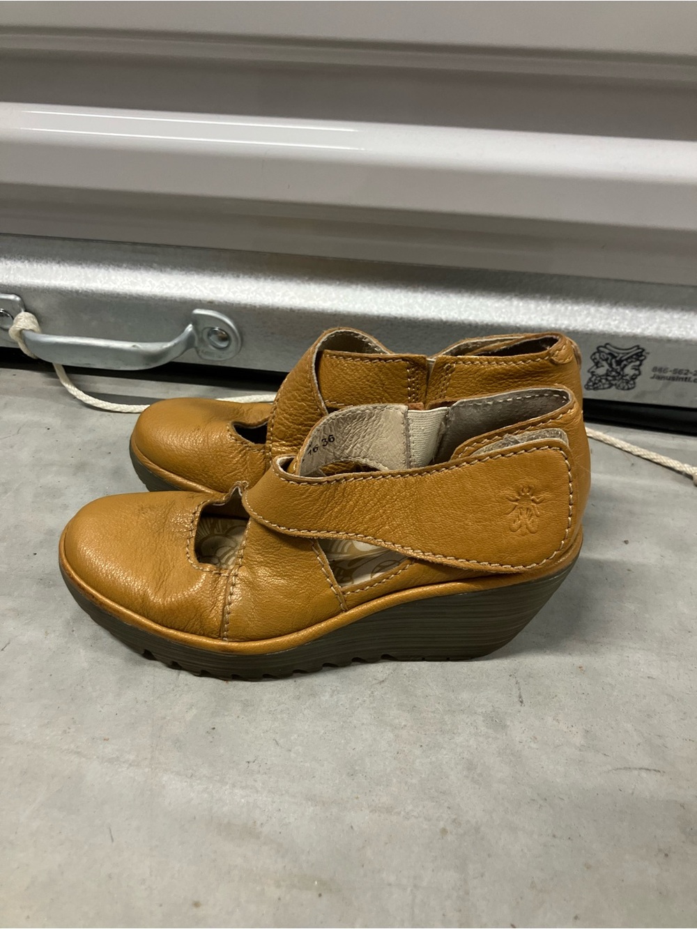 Fly London Black Yas Wedge Shoes leather Mary Jane women’s size EU 36 in EUC
